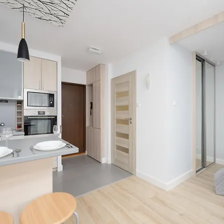 아파트 Chlodna With A View Wola By Renters *