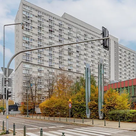 Apartament Chlodna With A View Wola By Renters Warszawa